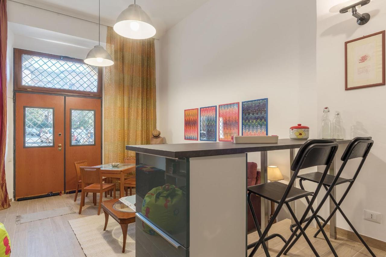 Appartamento Monti Artistic Flat Roma Esterno foto