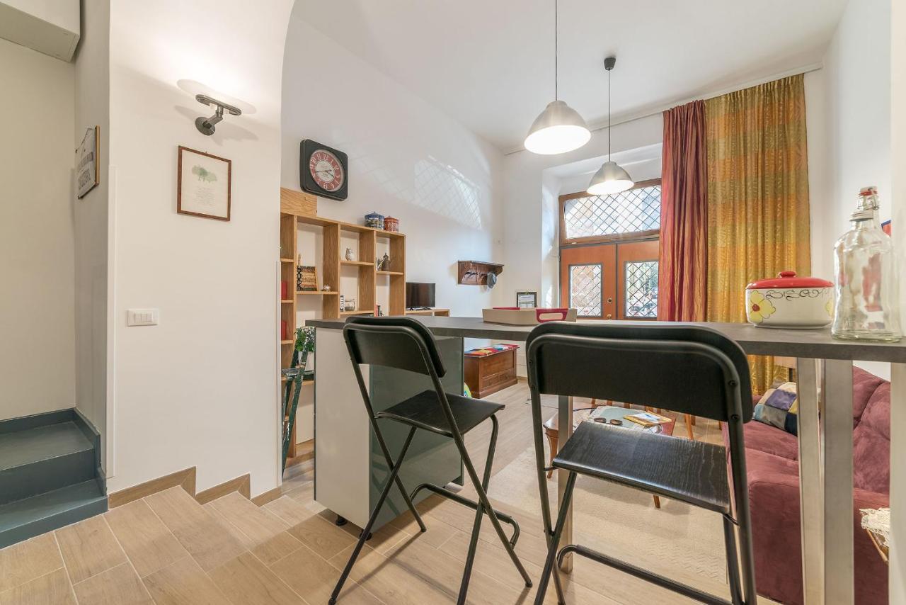 Appartamento Monti Artistic Flat Roma Esterno foto